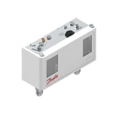 Danfoss KP15 dual pressure switch, LP -0.2 to 7.5 bar / HP 8 to 32 bar, auto / manual max reset, SPDT+SPST(NO), 1/4 in flare