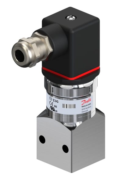 Danfoss MBS 3300 Pressure Transmitter 0-4 bar Flange Angular