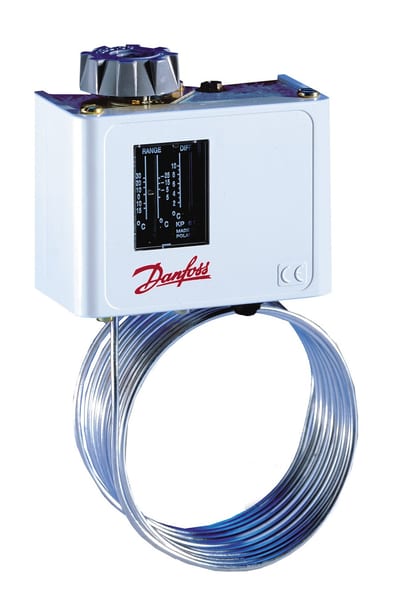 Danfoss KP61 thermostat, -30 to 15 °C, automatic reset, SPDT, capillary sensor 2.5 x 500 mm
