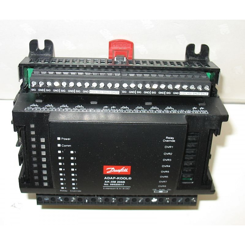 Danfoss AK-XM 208C I/O extension module, 8 analog inputs + 4 stepper valve outputs