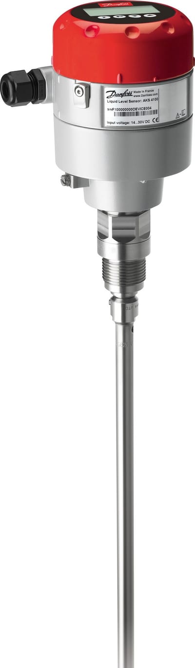 Danfoss AKS 4100U liquid level sensor, Coaxial version (D14), 1397 mm (55 in) probe, 3/4 in NPT, HMI display EN/JA/ZH/RU, guided-wave TDR, 4–20 mA