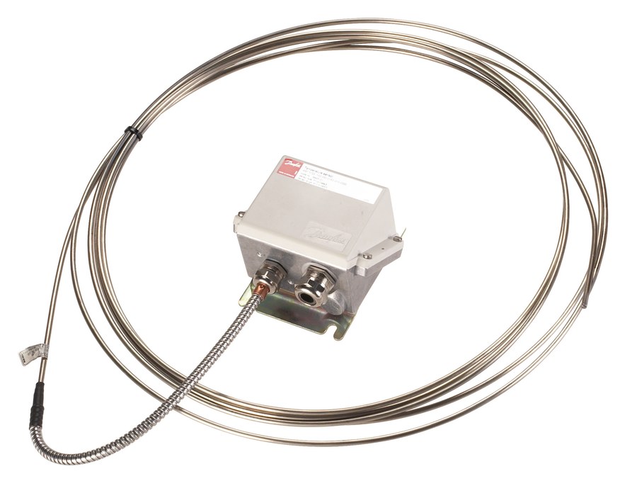 Danfoss MBT 5722 temperature sensor with terminal box, Pt 100, 6 m cable (code 084Z6136)