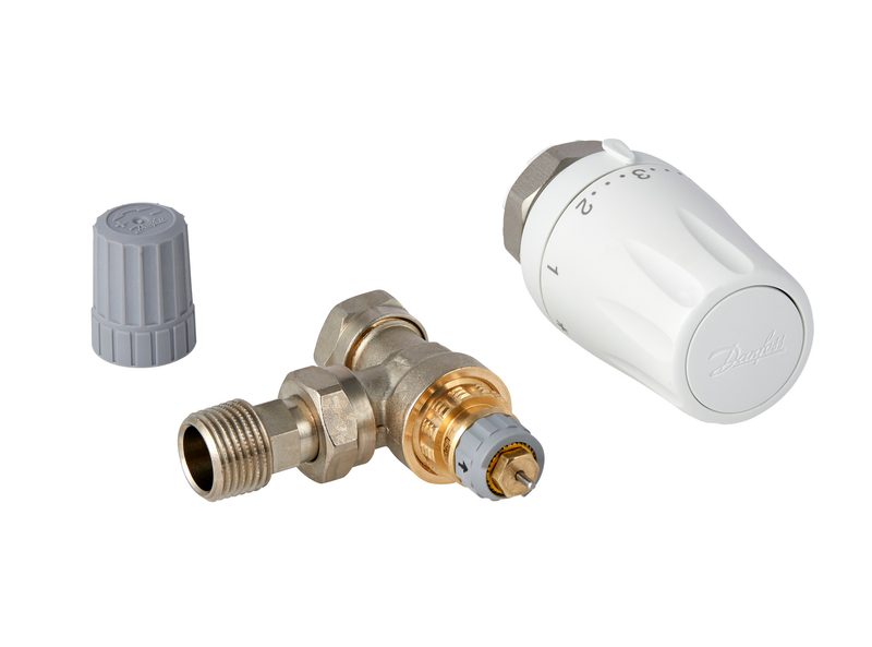 Danfoss RTW thermostatic radiator valve set — RTW sensor + 15 mm bidir angle valve (013G7120)