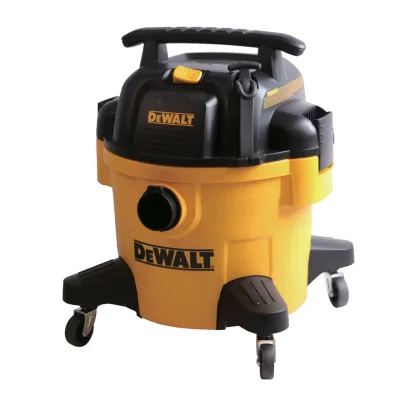 Portable wet/dry vacuum (6 gal) (4 HP)