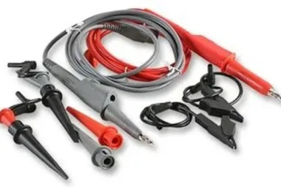 Fluke VPS100 Voltage Probe Set, 100 MHz (red and gray)