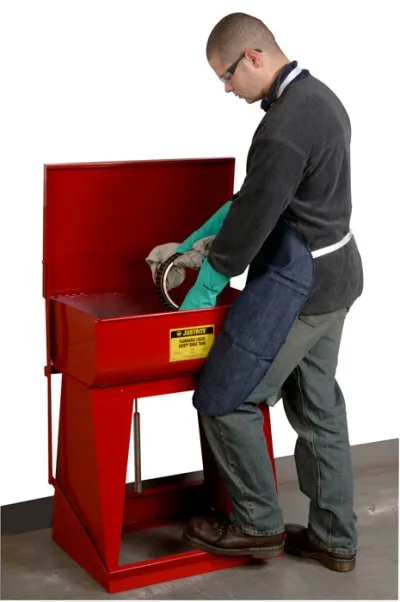 11 Gallon Rinse Tank, Floor-Standing, Foot-Operated Self-Close Cover, Drain Plug, Steel, Red
