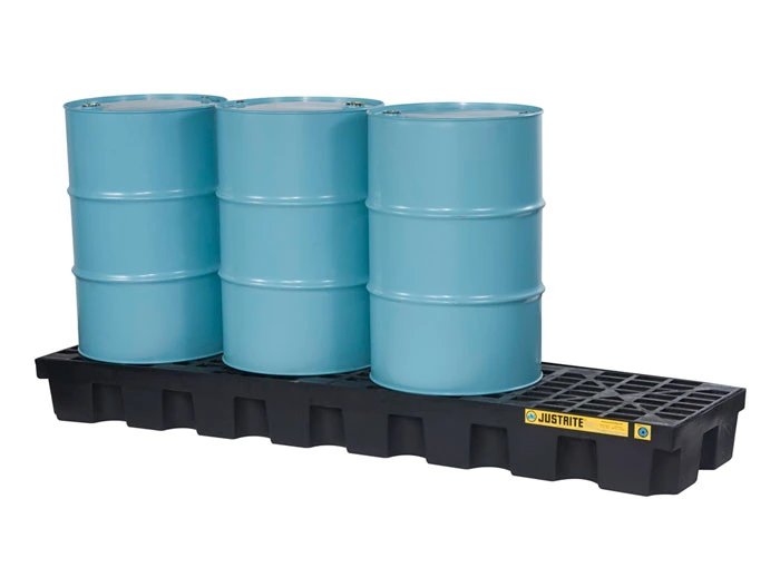 4 drum Plastic Pallet, In-line, with Drain, EcoPolyBlend™, Black - 28633