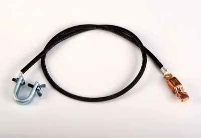Antistatic Insulated Wire for Bonding/Grounding, with "C" Clamp 5/8 inch and Alligator Clip 5/8 inch, 3 feet.