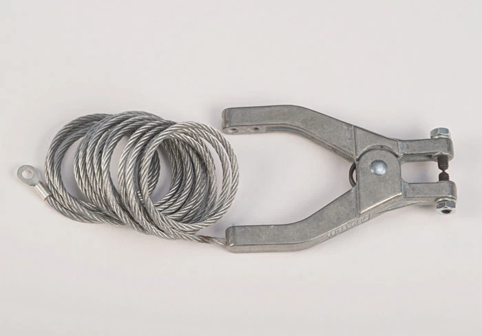 Antistatic Wire for Bonding/Grounding, with Hand Clamp and 1/4 inch Terminal, 10 feet Coiled