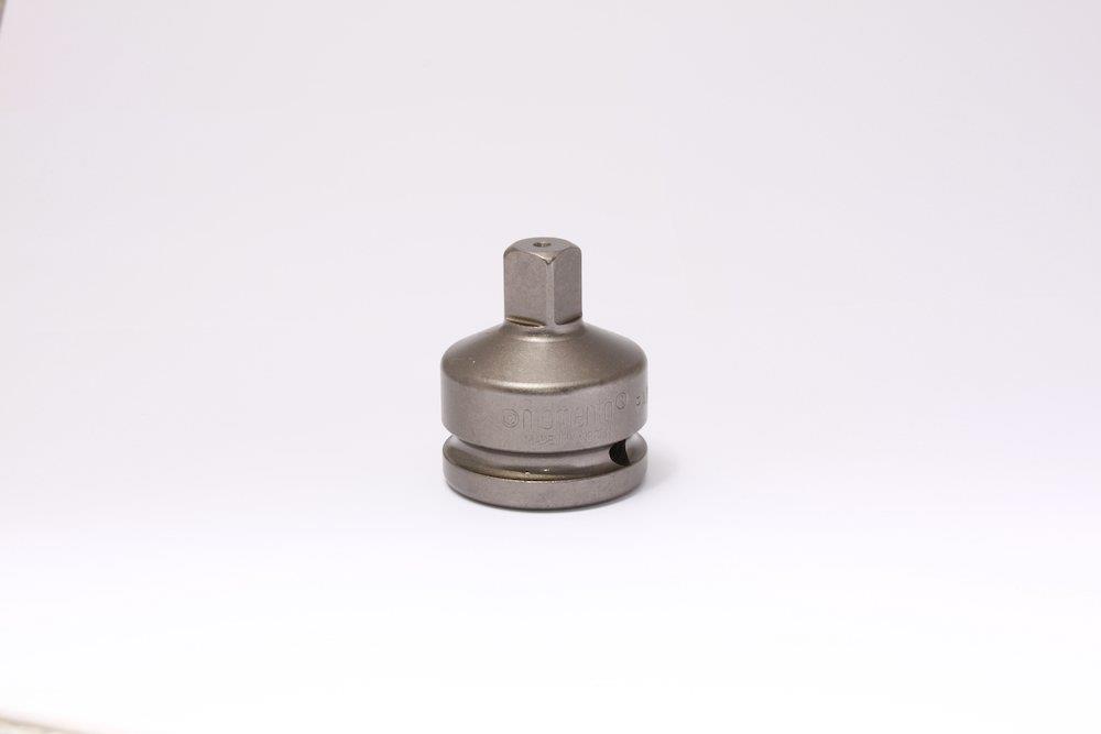Momento PA24 Power Adapter - i:3/4 u:1/2"
