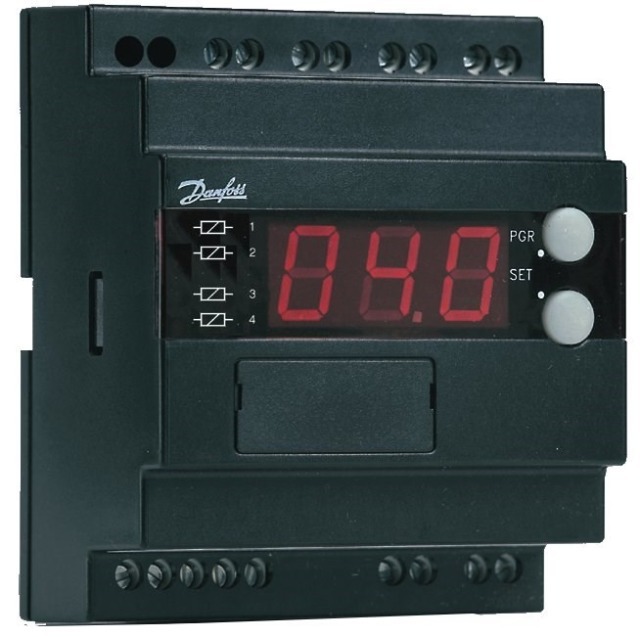 Danfoss EKC 331T Capacity Controller, 4 Steps (084B7105)