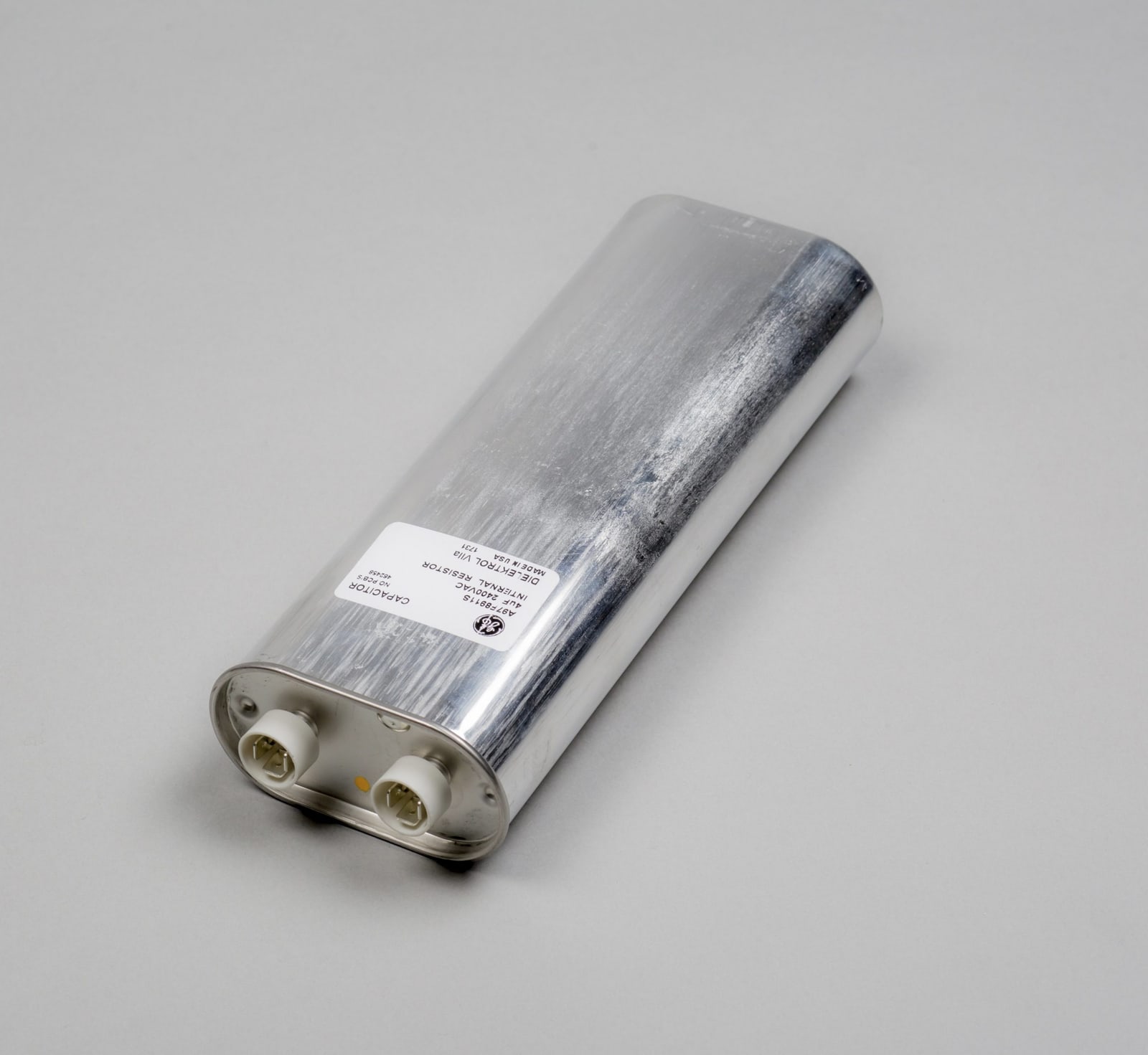 Hanovia Capacitor 2.4 kV 4 µF ±5%, 660077-0406