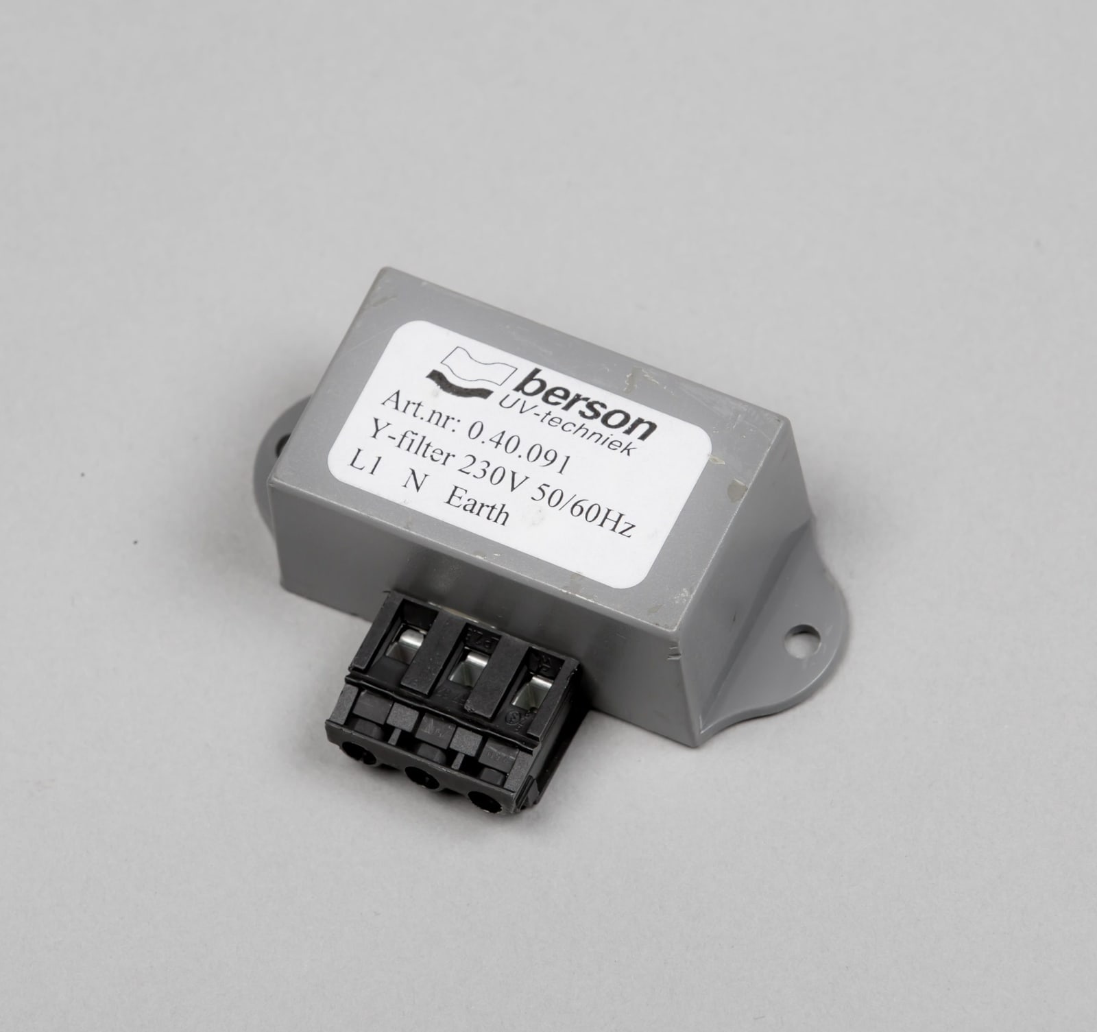 Berson Y-filter, part no. 040-091