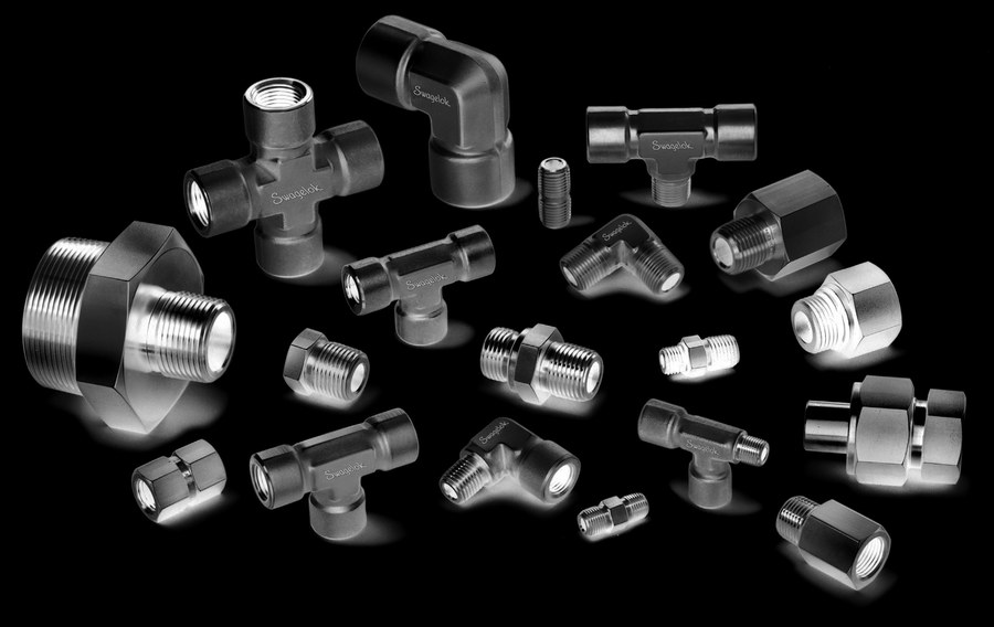 SS316 90A Elbow BSP Female 1-1/4"