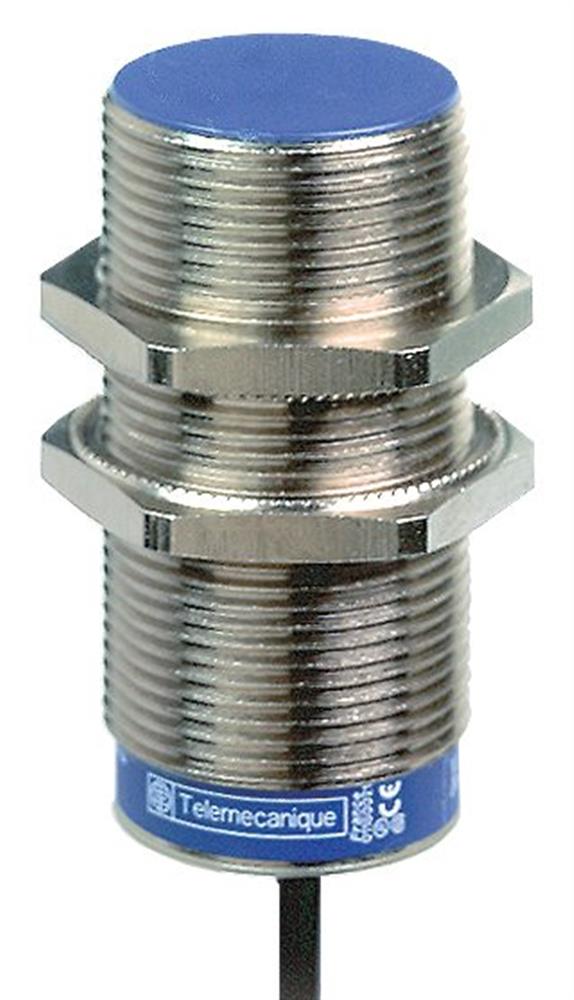 Telemecanique Sensors XS6 Sensor - Inductive Sensor XS6, M30, AC/DC NO, 2M, 15mm, cable
