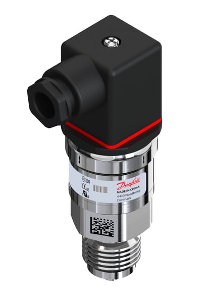 Danfoss pressure transmitter, MBS 3000, 1/2" — -125bar, plug IP65